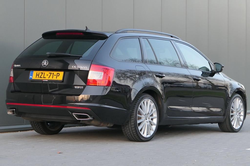 Skoda Octavia Combi 2.0 TSI RS 220PK Stoelverwarming Cruise, Auto's, Skoda, Gebruikt, Euro 6, 4 cilinders, 1984 cc