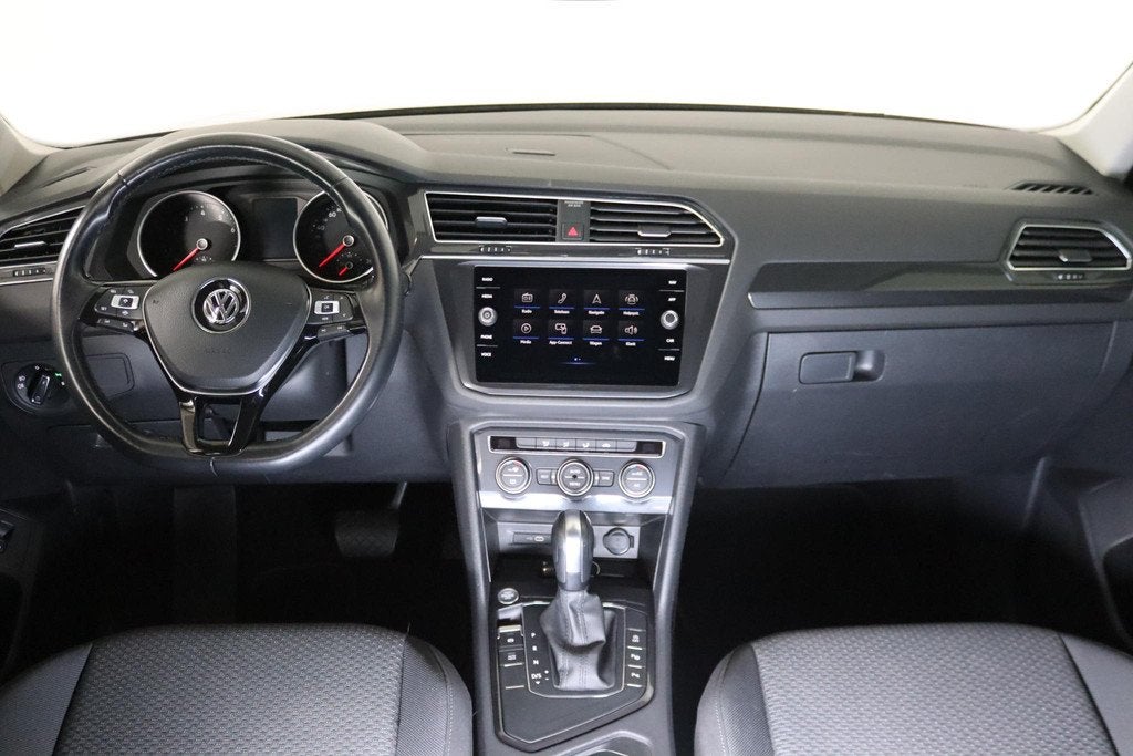 Volkswagen Tiguan Allspace 1.5 TSI Comfortline Business 7-Pe, Stof, 150 pk, 7 stoelen, Zwart