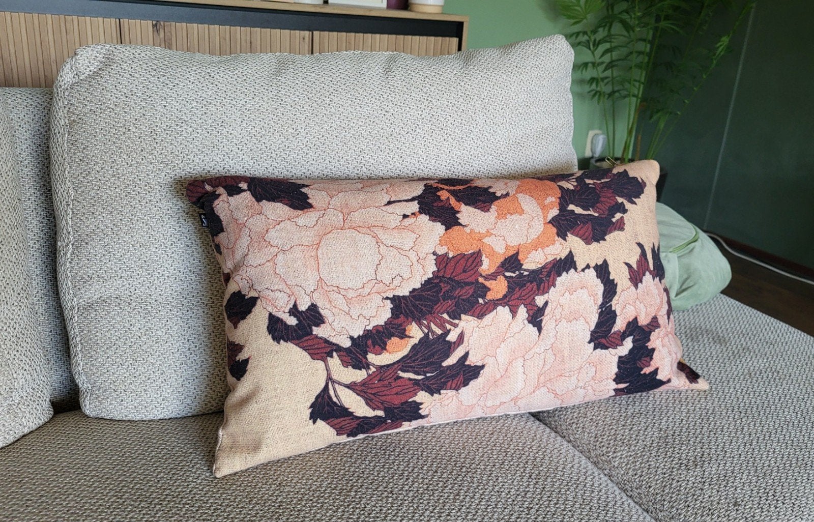Mooi dubbelzijdig sierkussen, Huis en Inrichting, Woonaccessoires | Kussens, Ophalen, Zo goed als nieuw, Vierkant