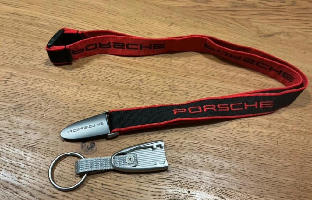 Nieuw porsche porsche keycord / porsche sleutelhanger   Zi, Ophalen of Verzenden, Nieuw, Merk