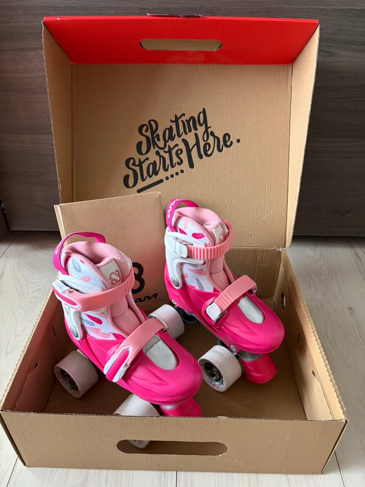 Nijdam kinder rolschaatsen maat 25-28 Feather Drops Pink, Ophalen, Verstelbaar, Zo goed als nieuw