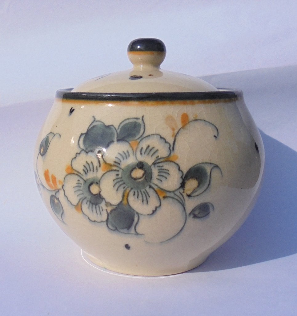 Rondvormig dekselpotje van Zenith Gouda met bloemmotief., Antiek en Kunst, Ophalen of Verzenden