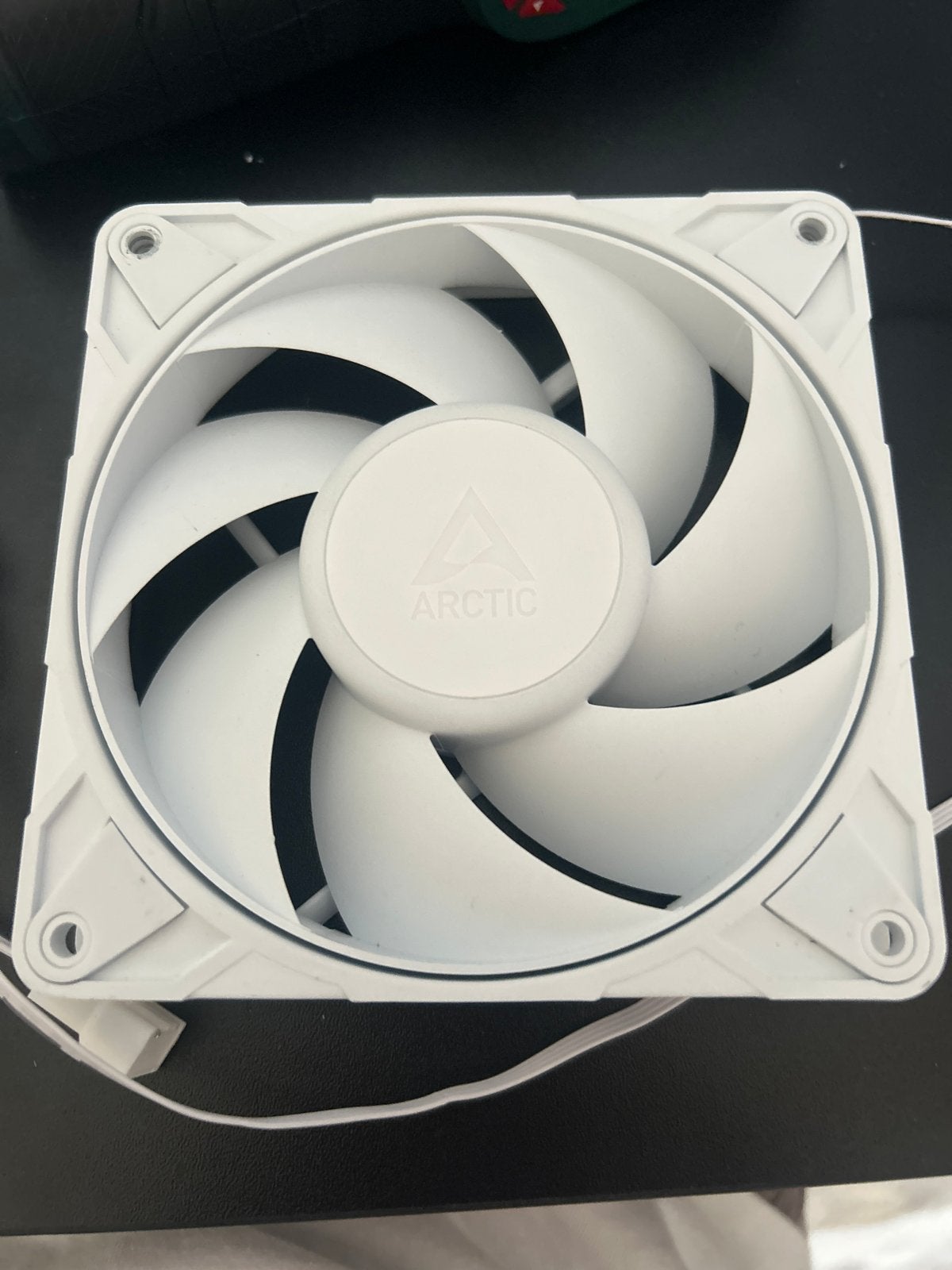 Arctic P12 Pro PST Witte PC Ventilator (met 4 schroeven), Ophalen of Verzenden, Zo goed als nieuw, Luchtkoeling