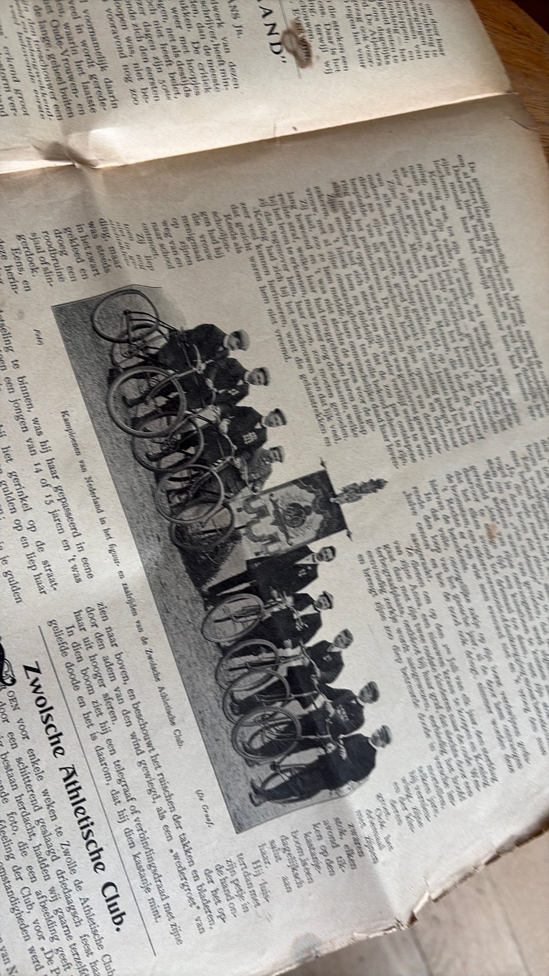 1904 fietsen Scheveningen en zwolle atletiek, Verzenden, Voor 1920, Krant