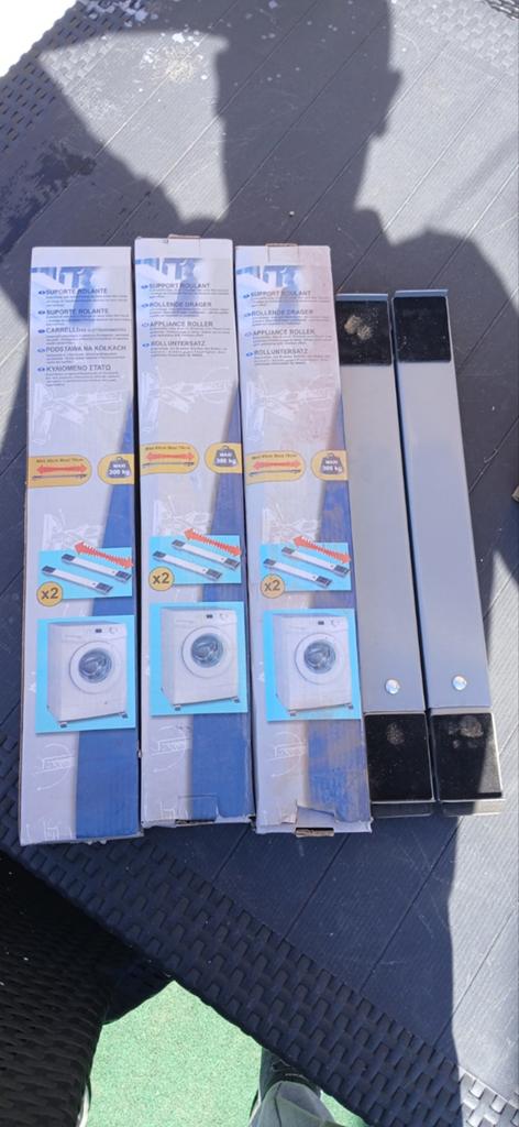 Verrijdbare onderstellen voor wasmachine/droger (3 sets), Ophalen, Nieuw