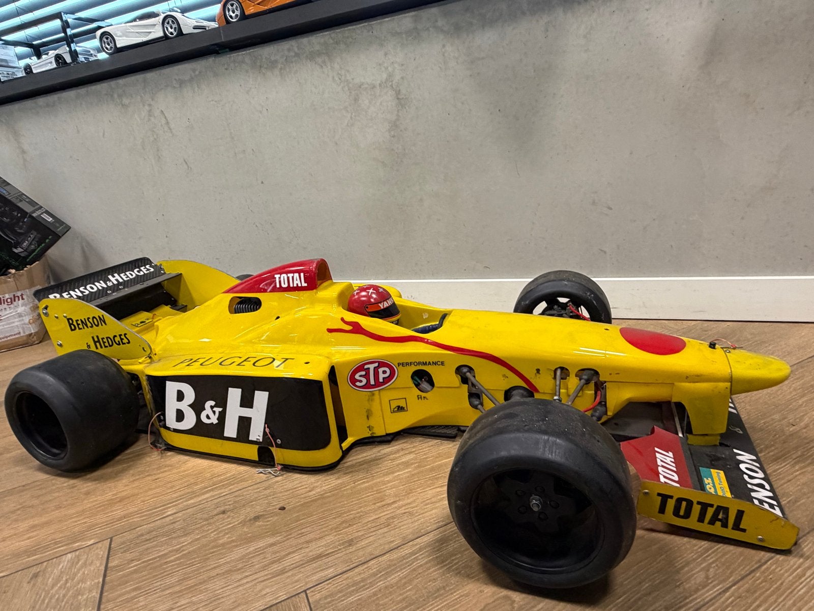 Yankee Jordan F1 Alu/Carbon RC Mega Groot Schaal 1:4 23cc, Benzine, Gebruikt, Yankee, Mail