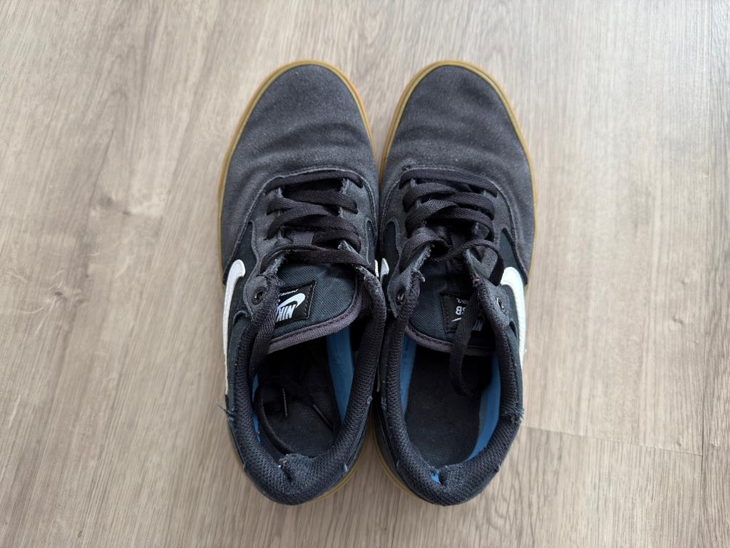 Nike SB Chron 2, Ophalen of Verzenden, Gedragen, Sportschoenen, Zwart