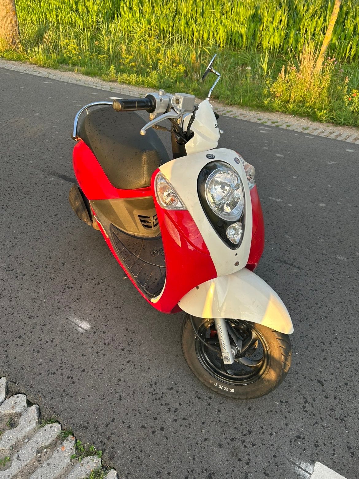 Sym mio 50, Fietsen en Brommers, Scooters | SYM, Zo goed als nieuw, Mio, Benzine, Ophalen