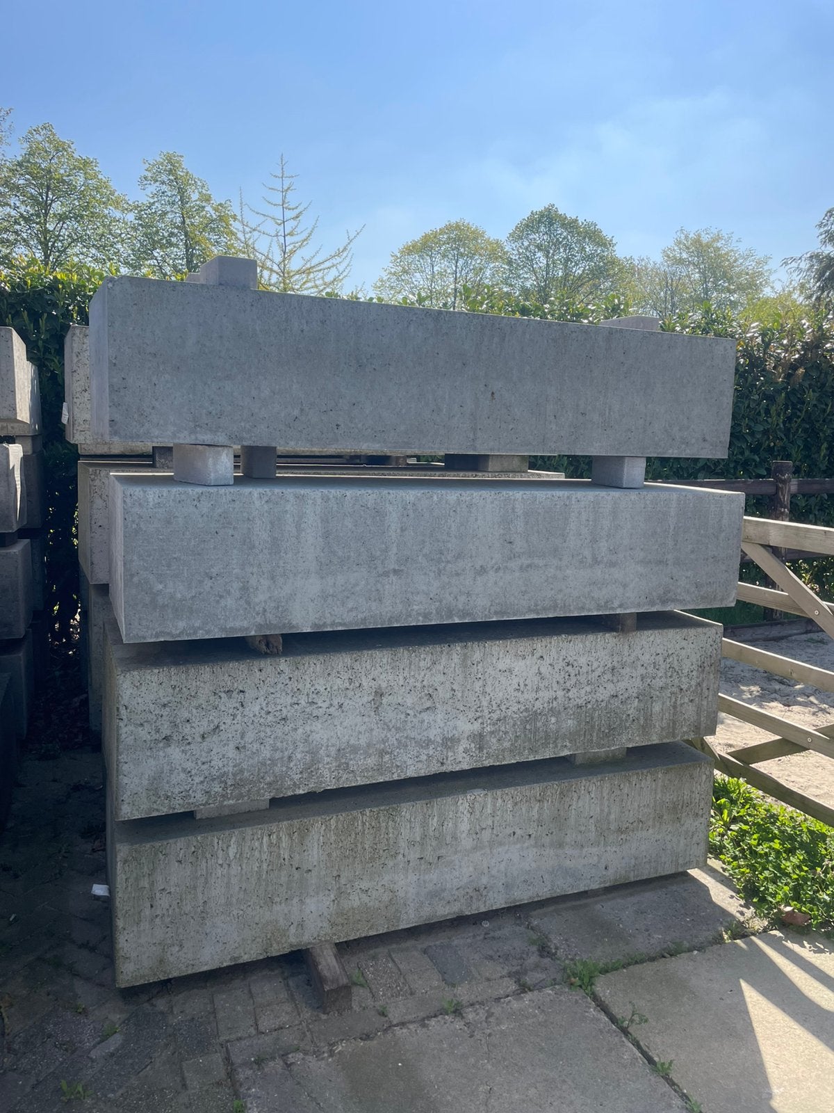 Oud Hollandse zitelementen 200x60x40 cm RESTPARTIJ, Ophalen, Nieuw, Beton, Terrastegels