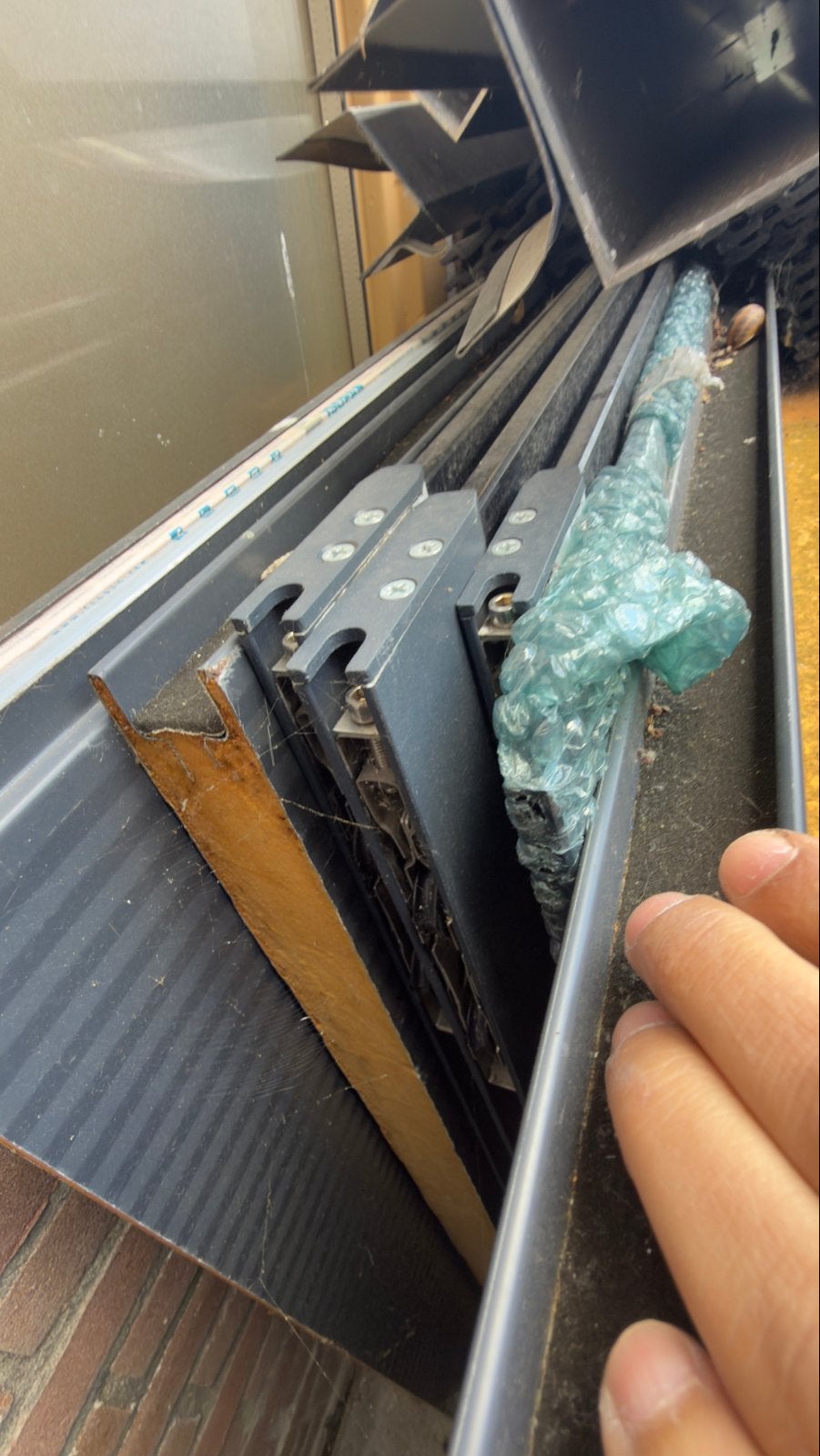 Aluminium constructie + 4 glazen deuren, Ophalen, Gebruikt, 120 cm of meer, 215 cm of meer