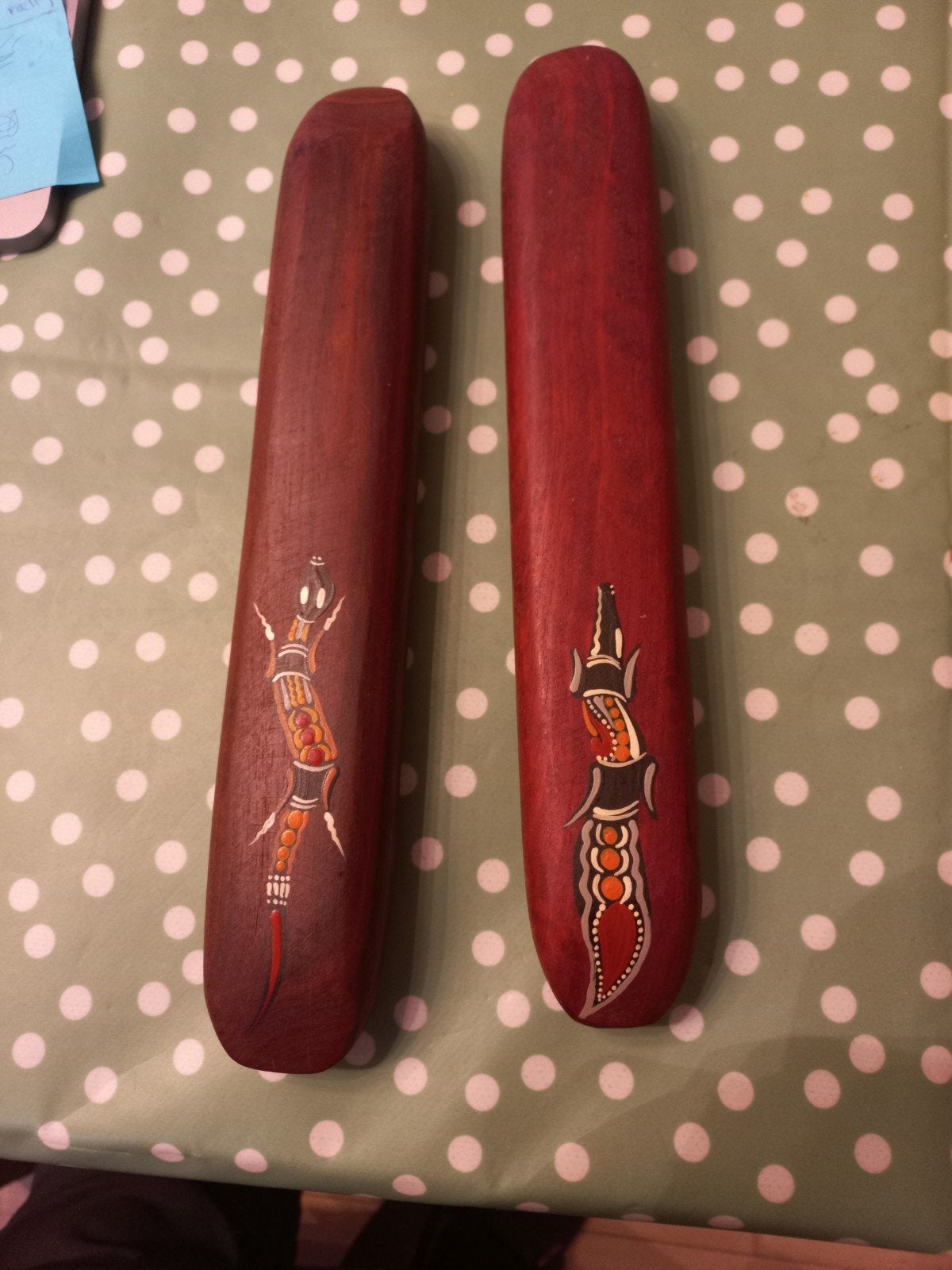 Houten Aboriginal Clapsticks of Claves met Hagedis Decoratie, Hout, Overige typen, Ophalen of Verzenden, 25 cm