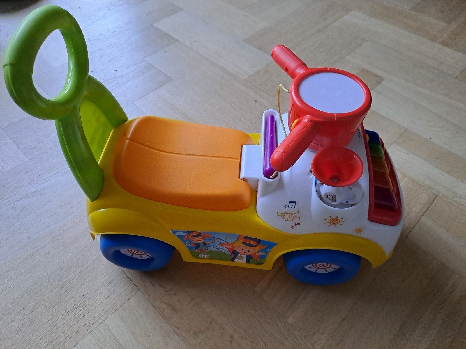 Loopauto Fisher Price Little People met muziek., Ophalen, Zo goed als nieuw, Loopvoertuig