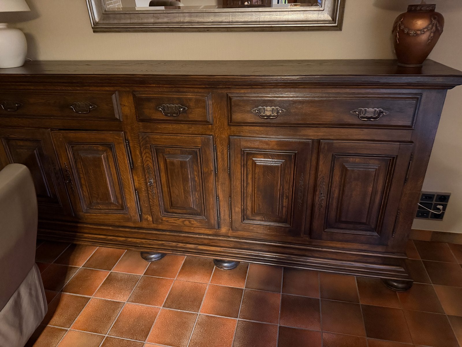 Massief eiken dressoir, eettafel en kast, Antiek en Kunst, Ophalen