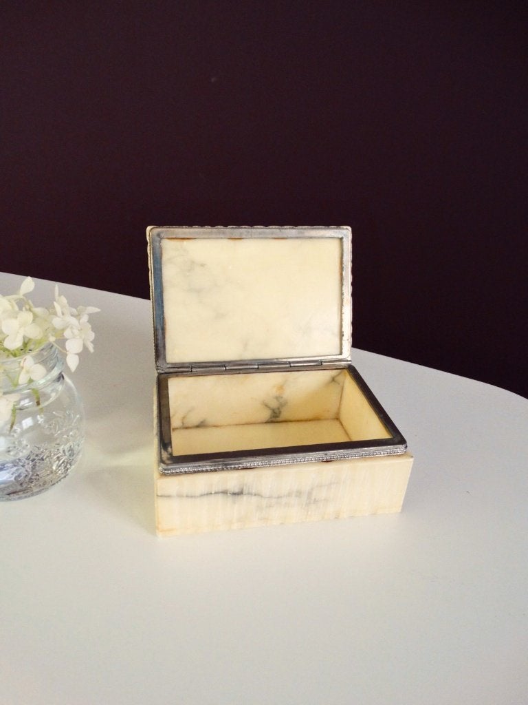 Vintage alabaster sierdoos- sieradenkistje, Antiek en Kunst, Ophalen of Verzenden