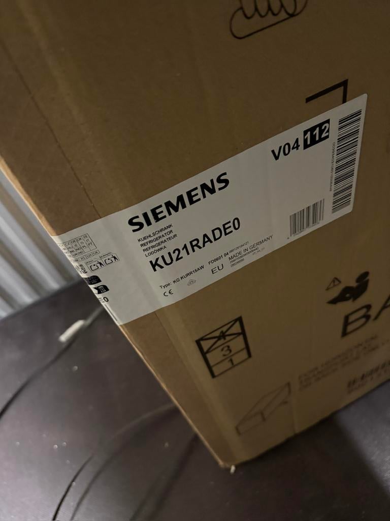 Siemens KU12RADE0 onderbouw koelkast, Witgoed en Apparatuur, Koelkasten en IJskasten, Zonder vriesvak, 100 tot 150 liter, Ophalen of Verzenden