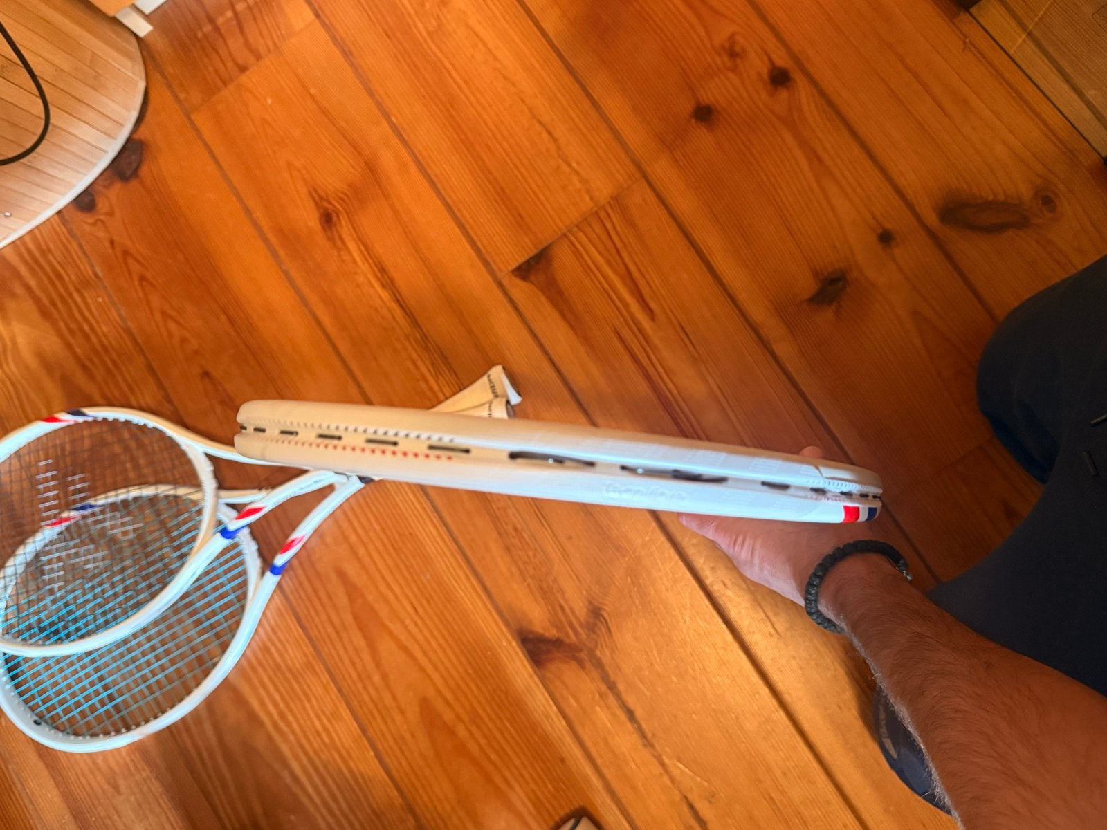 Foto 3 van Set van 3 Tecnifibre T-Fight 305 S tennisrackets L2