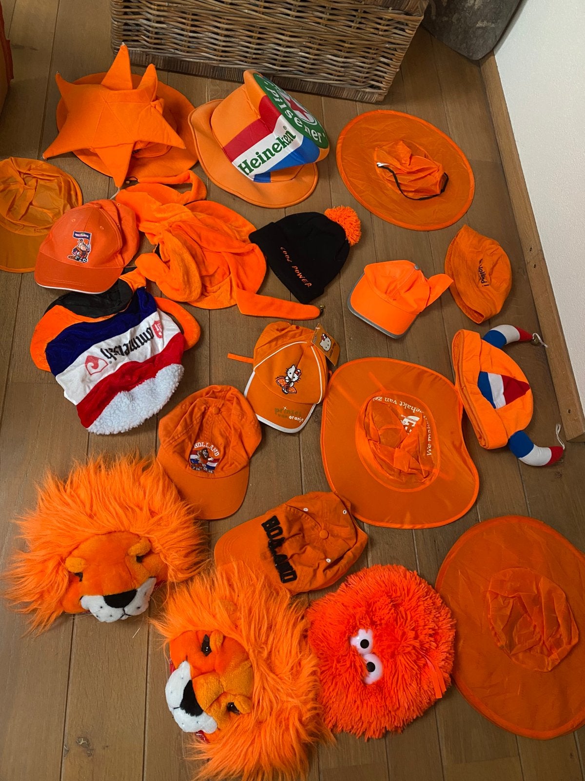 Oranje, Ophalen, Zo goed als nieuw, Versiering, Oranje of Koningsdag