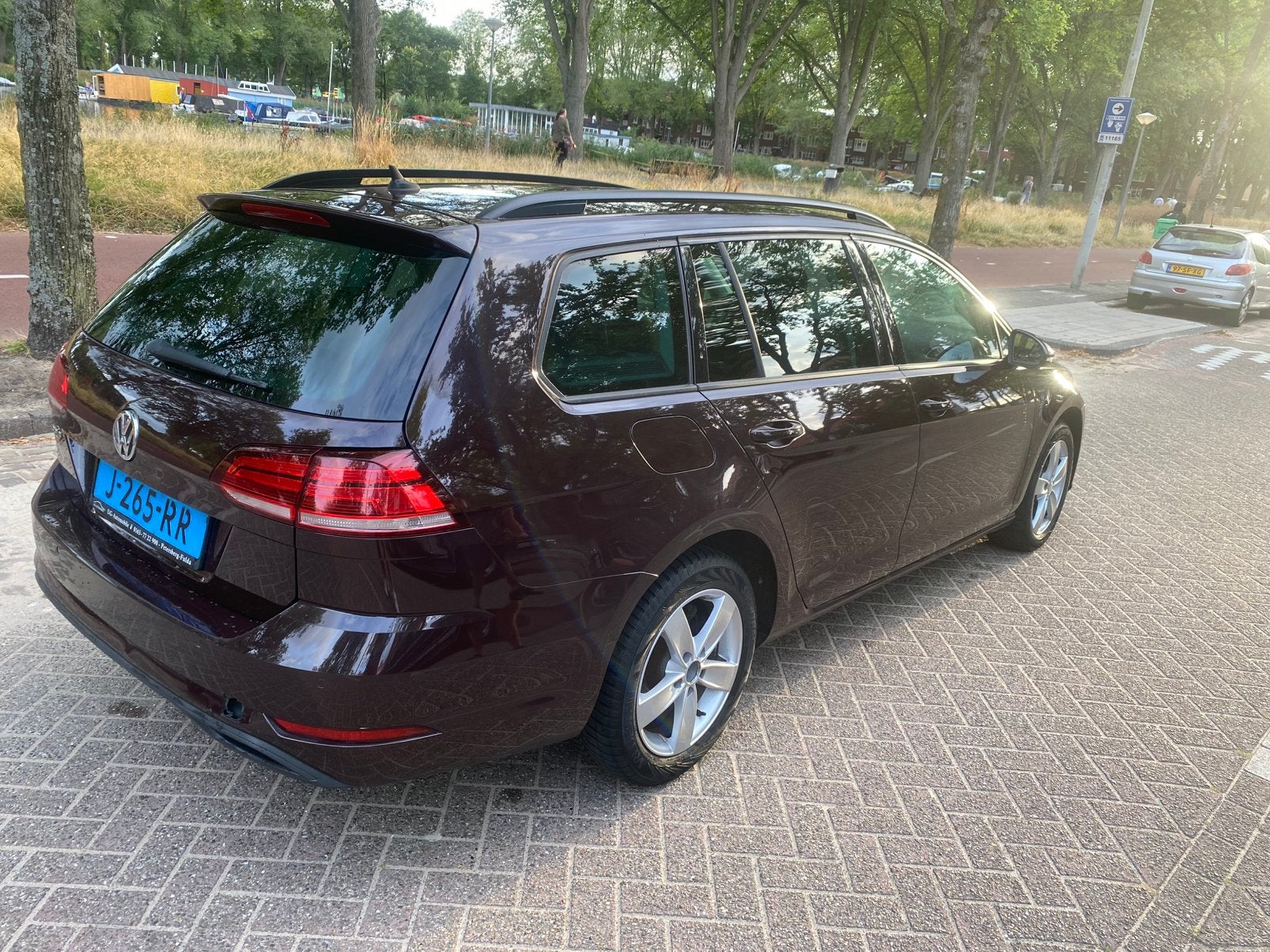 Volkswagen Golf Variant 1.6 TDI 115pk 7-DSG 2017, Auto's, 4 cilinders, Bruin, Stationwagon, Particulier