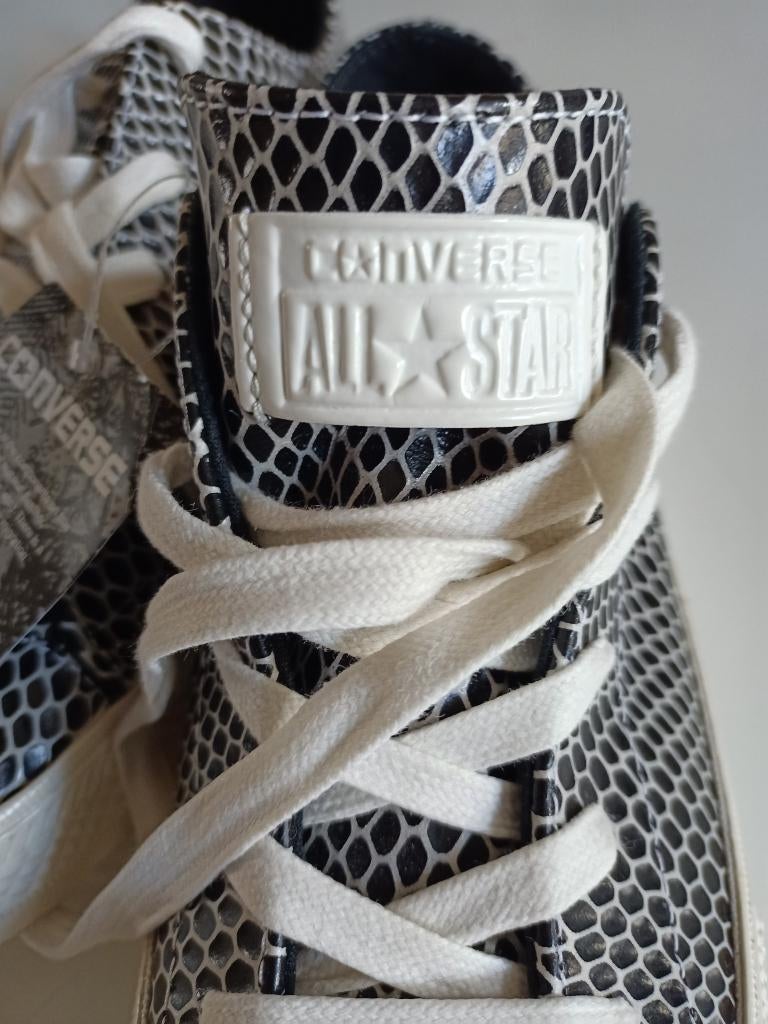 leren Converse All Stars nieuw, Zwart, Nieuw, Ophalen of Verzenden, Sneakers of Gympen