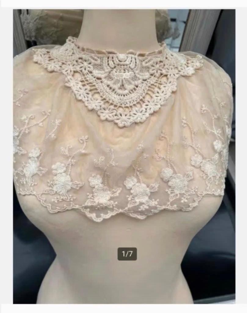 Antieke kanten kraag doorzichtig kant, lintsluiting, Creme, Antiek en Kunst, Antiek | Kleding en Accessoires, Ophalen of Verzenden