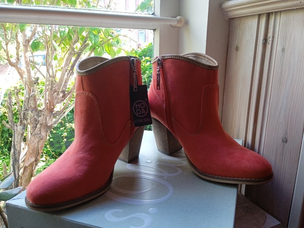 Schoenen S.Oliver maat 36 Rood dames / kinder, Ophalen of Verzenden, S.Oliver, Rood, Sneakers of Gympen