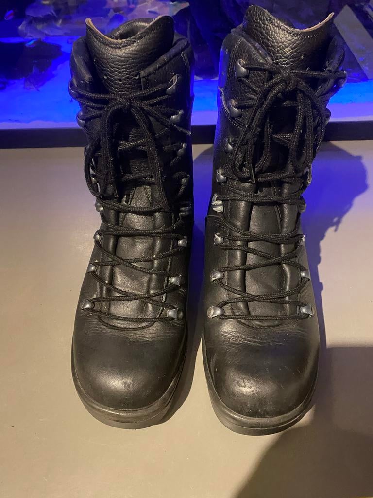 Zwarte legerkisten - Stevige en comfortabele boots, Ophalen of Verzenden, Gedragen, Zwart, Boots