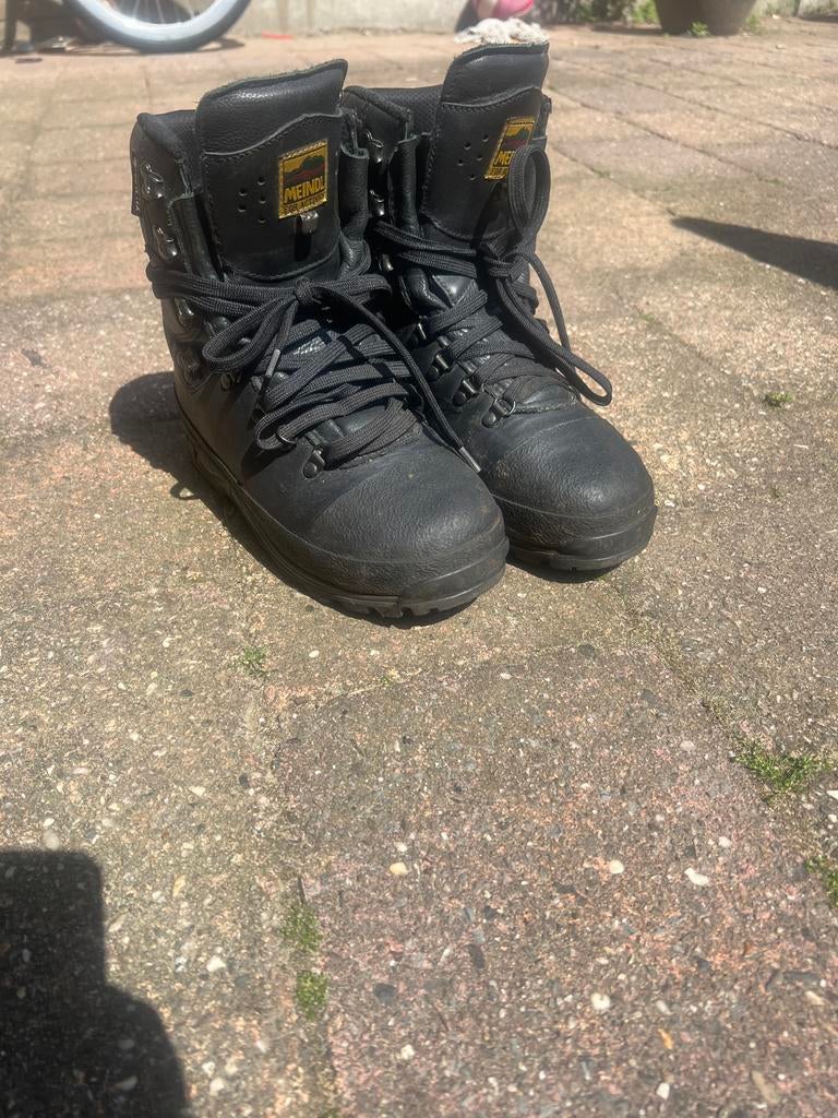 Meindl schoenen maat 39 - Robuuste wandelschoenen, Ophalen of Verzenden, Gebruikt, Schoenen