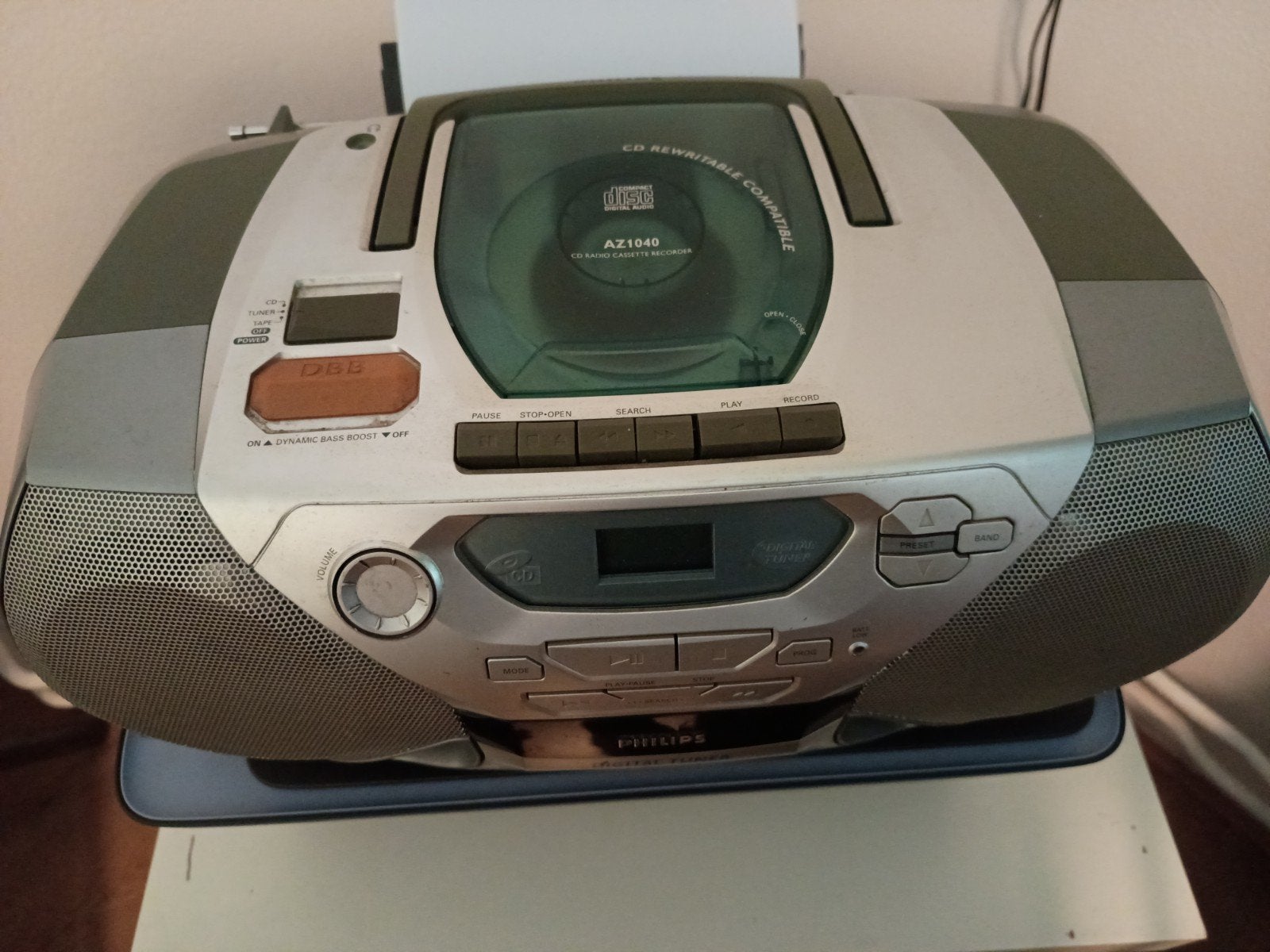 Philips AZ1040 CD-speler met radio, Ophalen of Verzenden