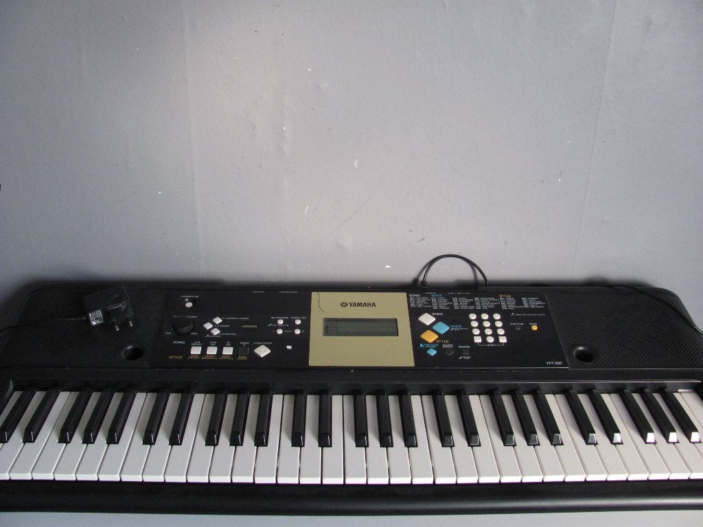 Yamaha ypt-220 keyboard met voetpedaal, Ophalen, 61 toetsen, Yamaha, Zo goed als nieuw