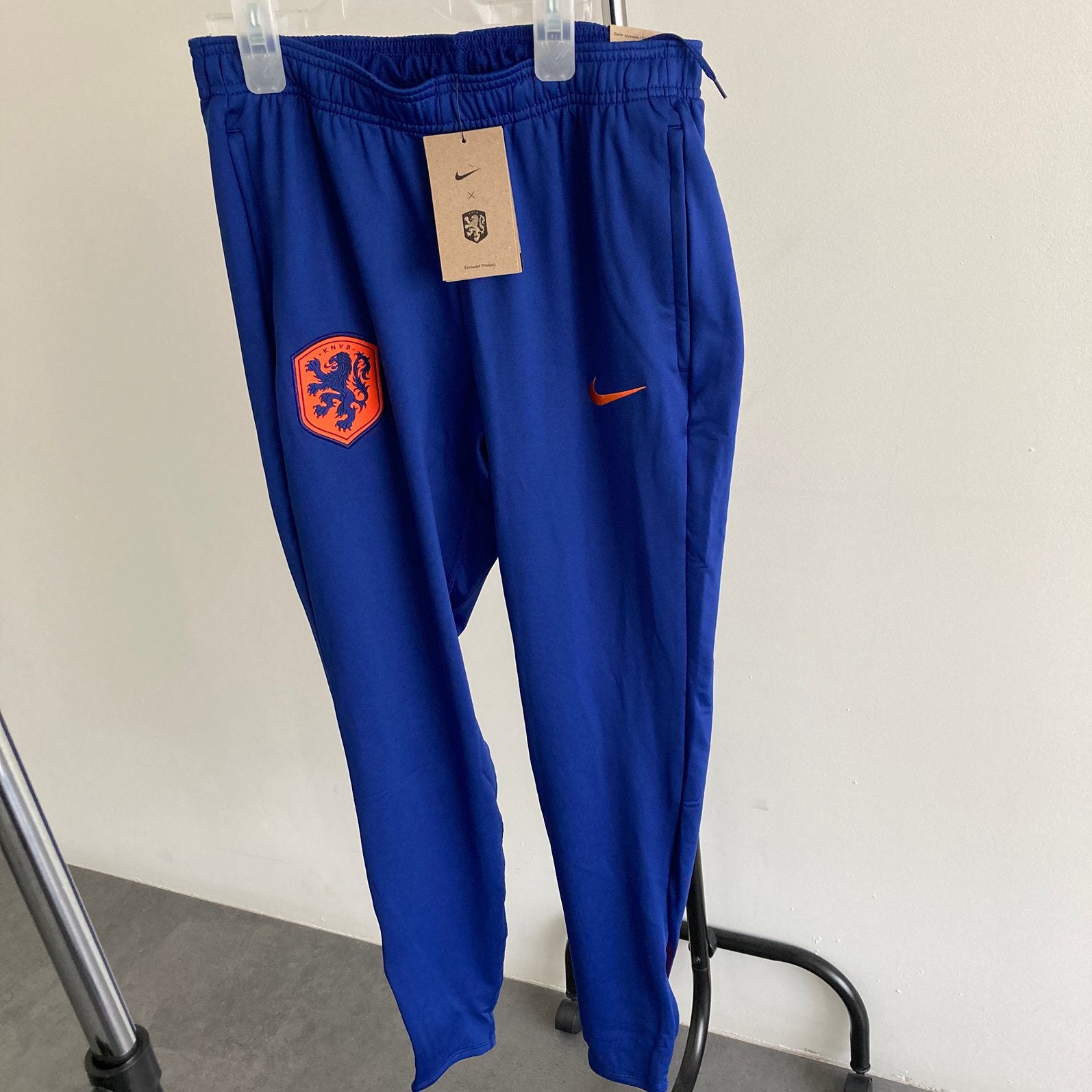 Trainingsbroek - Nederland (S), Maat S, Ophalen of Verzenden, Nieuw, Broek
