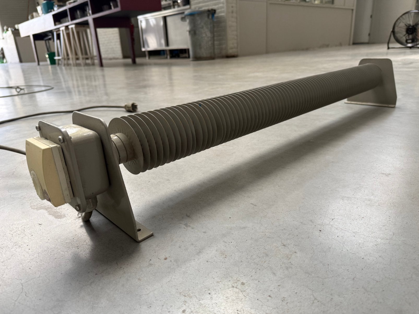Sinus Bobé ribbenbuiskachel, type WDH1000, Ophalen, 30 tot 80 cm, Radiator, Zo goed als nieuw