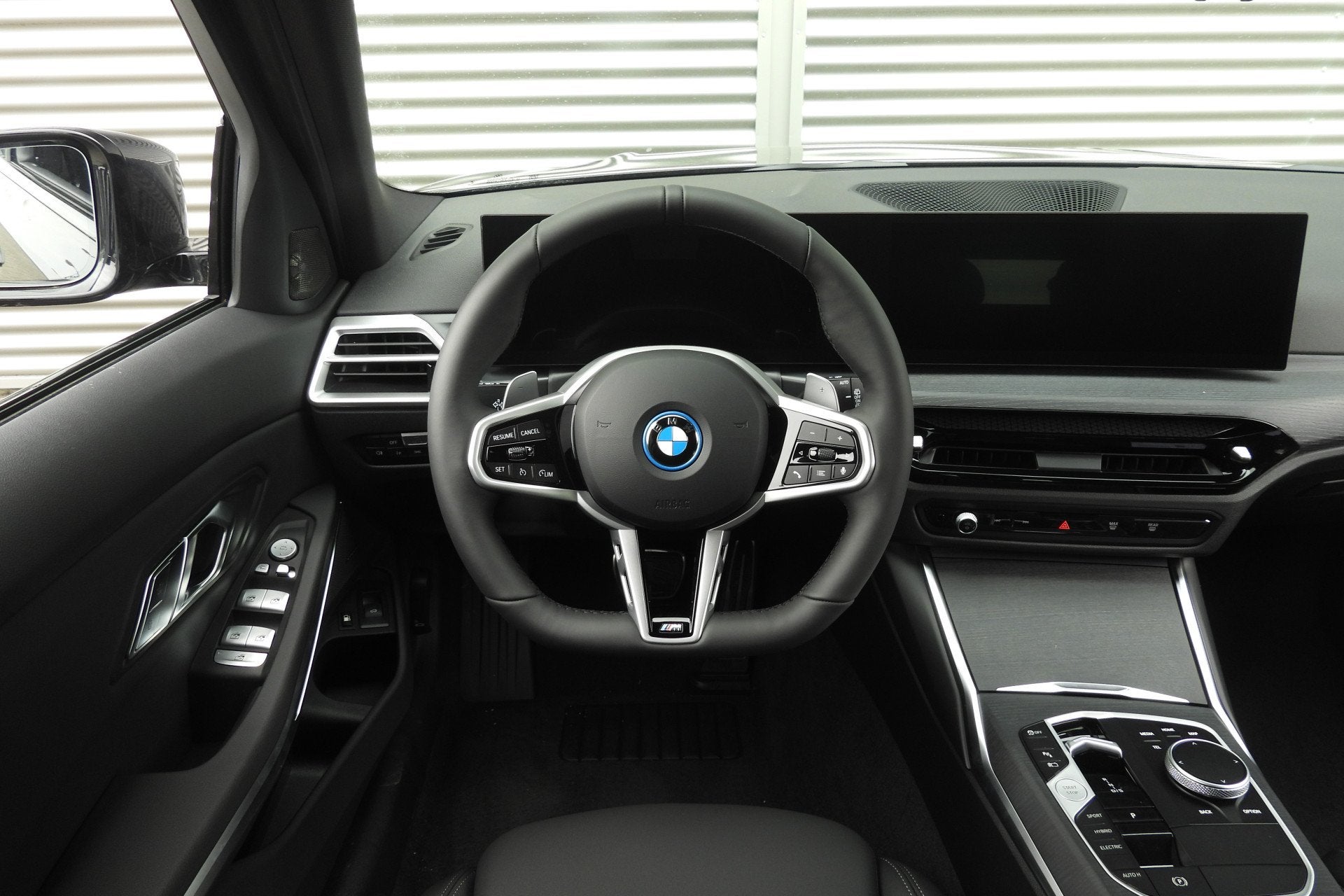 BMW 3 Serie Touring 330e M Sport Automaat / Panoramadak / Sp, Automaat, Achterwielaandrijving, Zwart, 4 cilinders