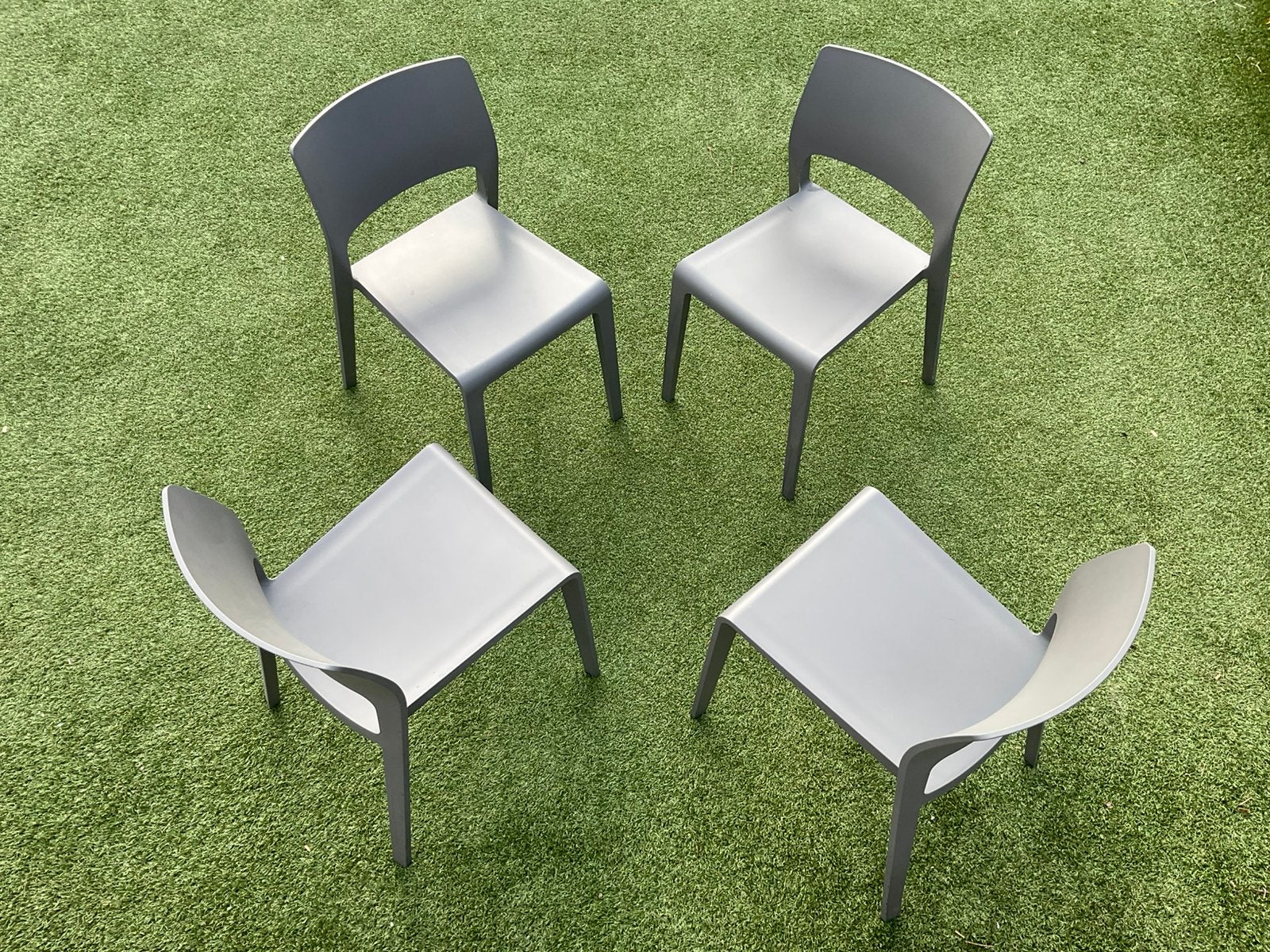 8 x Juno Arper design stoel van James Irvine made in Italy, Ophalen of Verzenden, Zo goed als nieuw