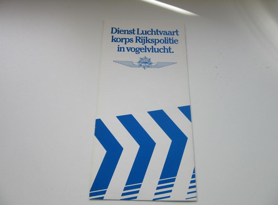 Dienst Luchtvaart korps Rijkspolitie in vogelvlucht brochure, Verzenden, Overige soorten, Nederland, Overige typen