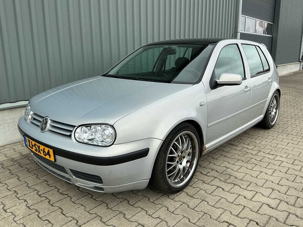 1999 Volkswagen Golf 2.3 V5 Highline Personenauto, Auto's, Gebruikt, 150 pk, Bedrijf, Golf
