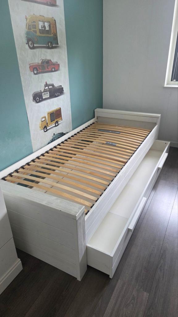 Whitewash eiken bed en kast van Woood, Ophalen, Gebruikt, Eenpersoons