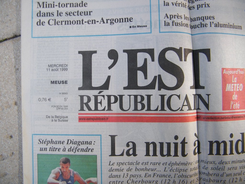 Le Journal / Franse krant / Eclips / 11 augustus 1999 / Zon, Boeken, Ophalen of Verzenden, Gelezen, Krant