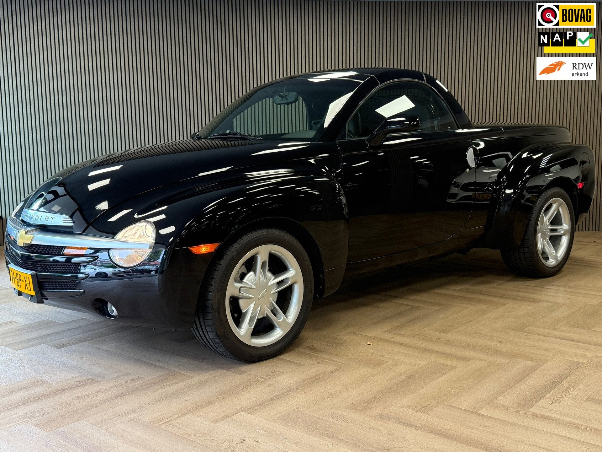Chevrolet SSR Cabriolet PICK UP GRIJS KENTEKEN NAP AIRCO TRE