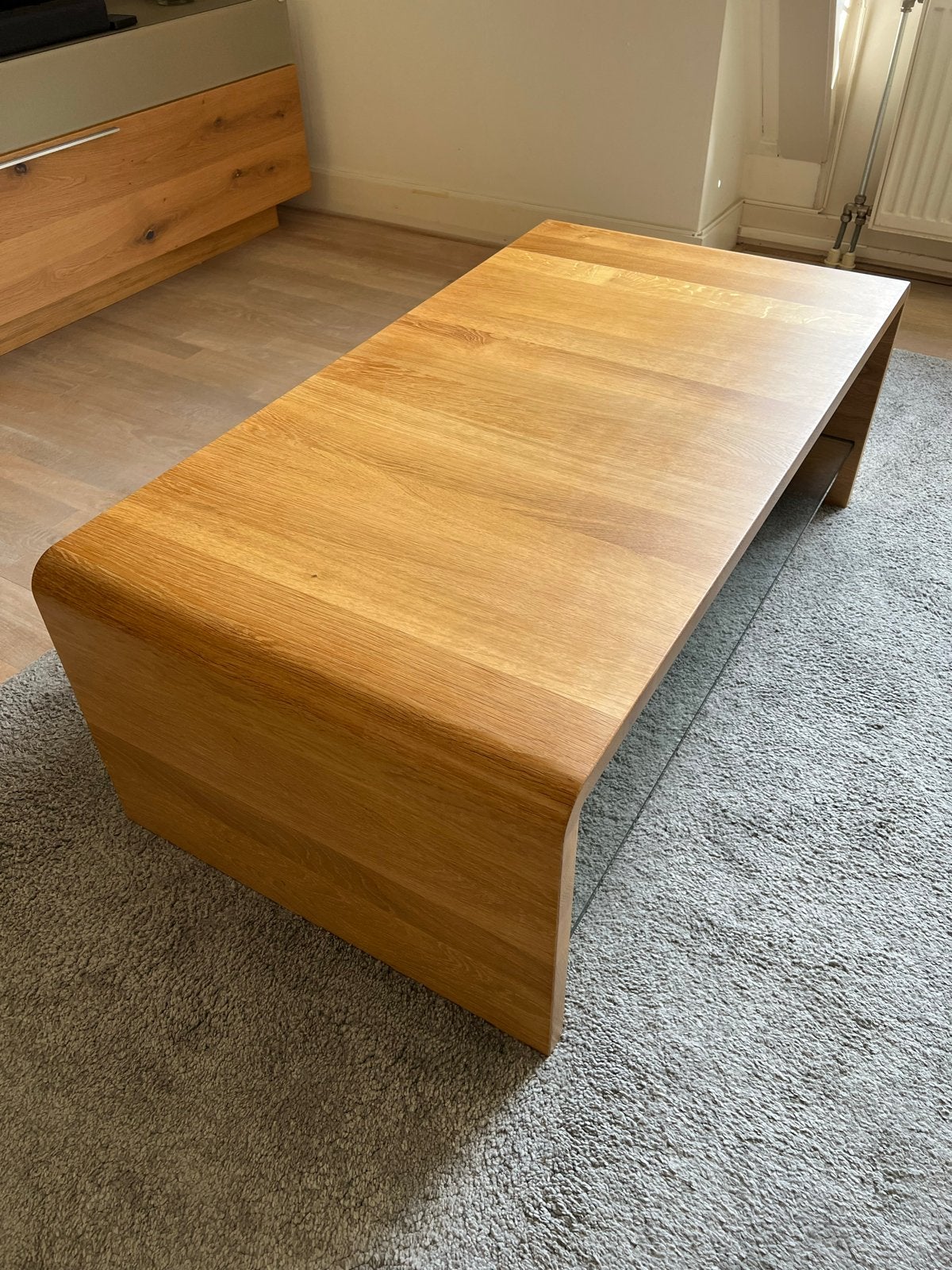 Massief Eiken Salontafel met Afgeronde Hoeken en Glasplaat, Ophalen, Gebruikt, 100 tot 150 cm, Eikenhout