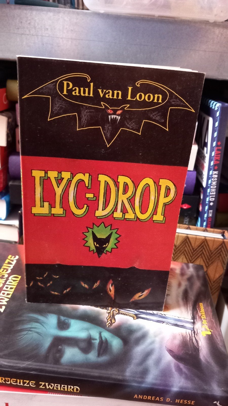 Paul van Loon - Lyc-Drop, Ophalen of Verzenden, Zo goed als nieuw, Paul van Loon, Fictie algemeen