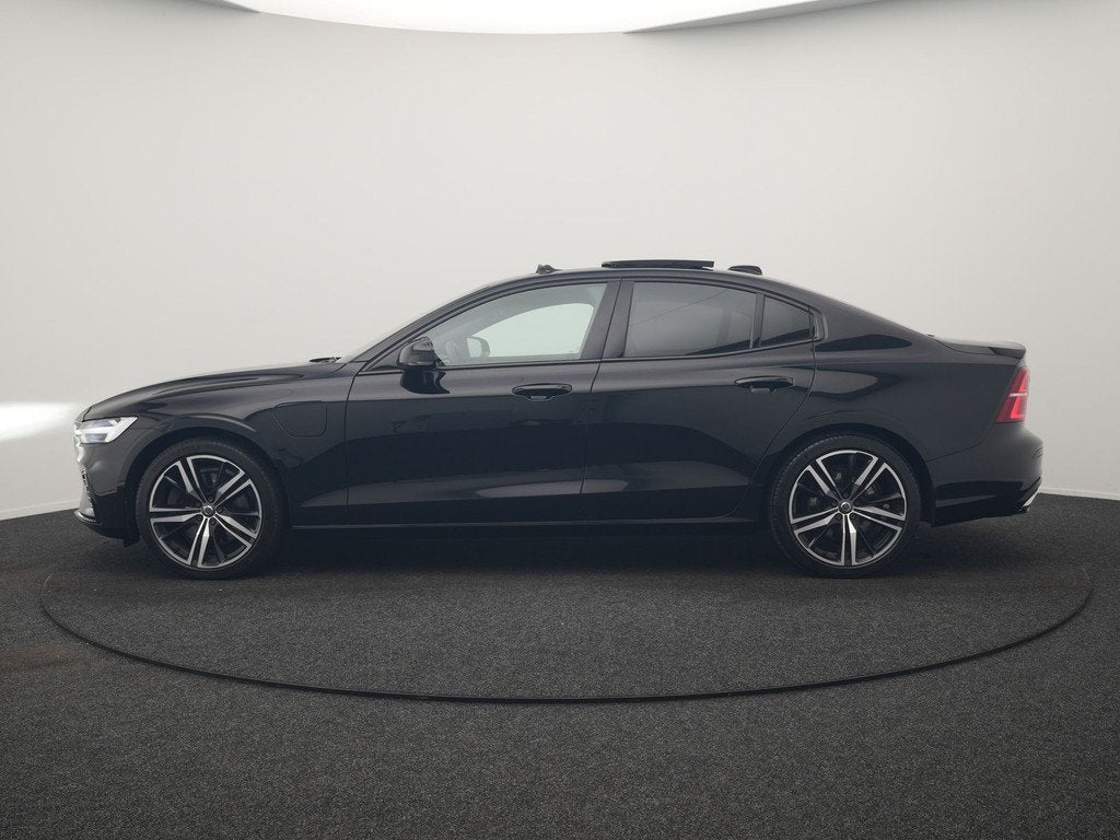Volvo S60 T8 AWD R Design Polestar Engineerd PHEV 405pk Deal, Auto's, Volvo, Automaat, Gebruikt, Zwart, Zwart