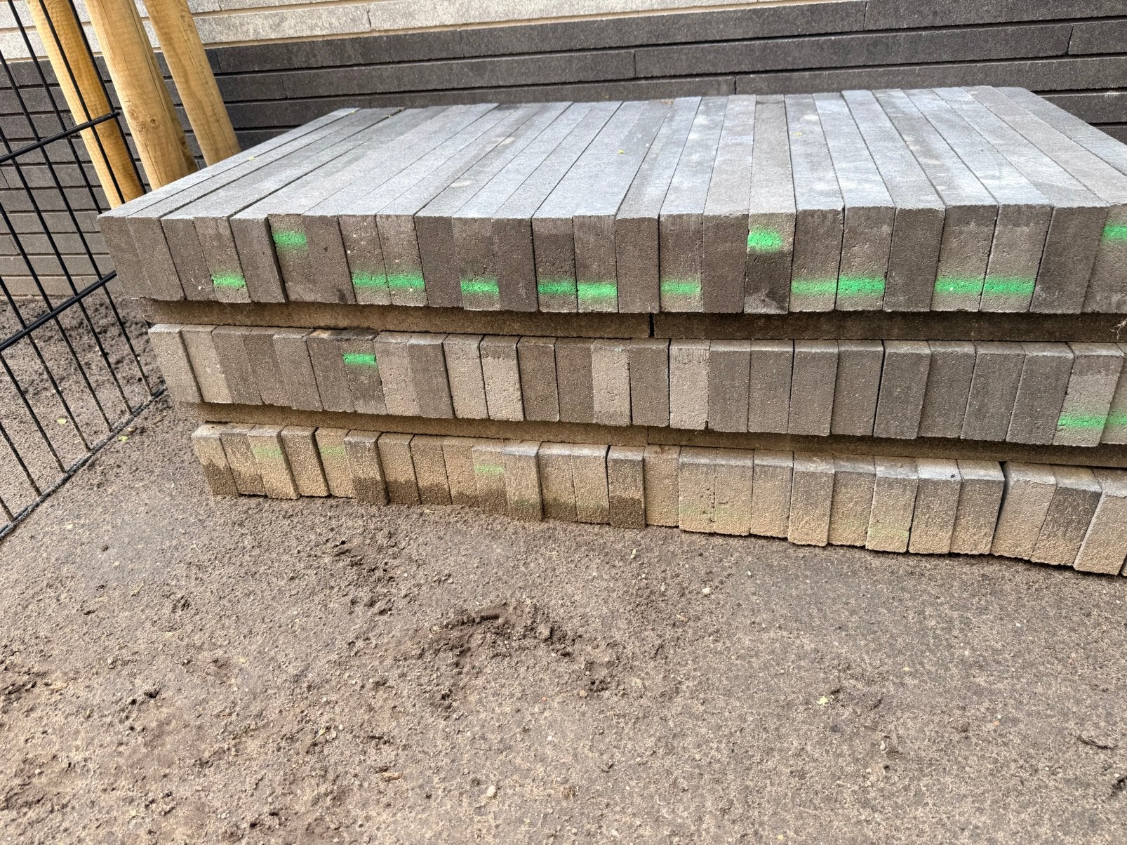 MBI Geostylistix langformaat betonsteen Shaded Charcoal, Doe-het-zelf en Verbouw, Ophalen, Nieuw, Bakstenen