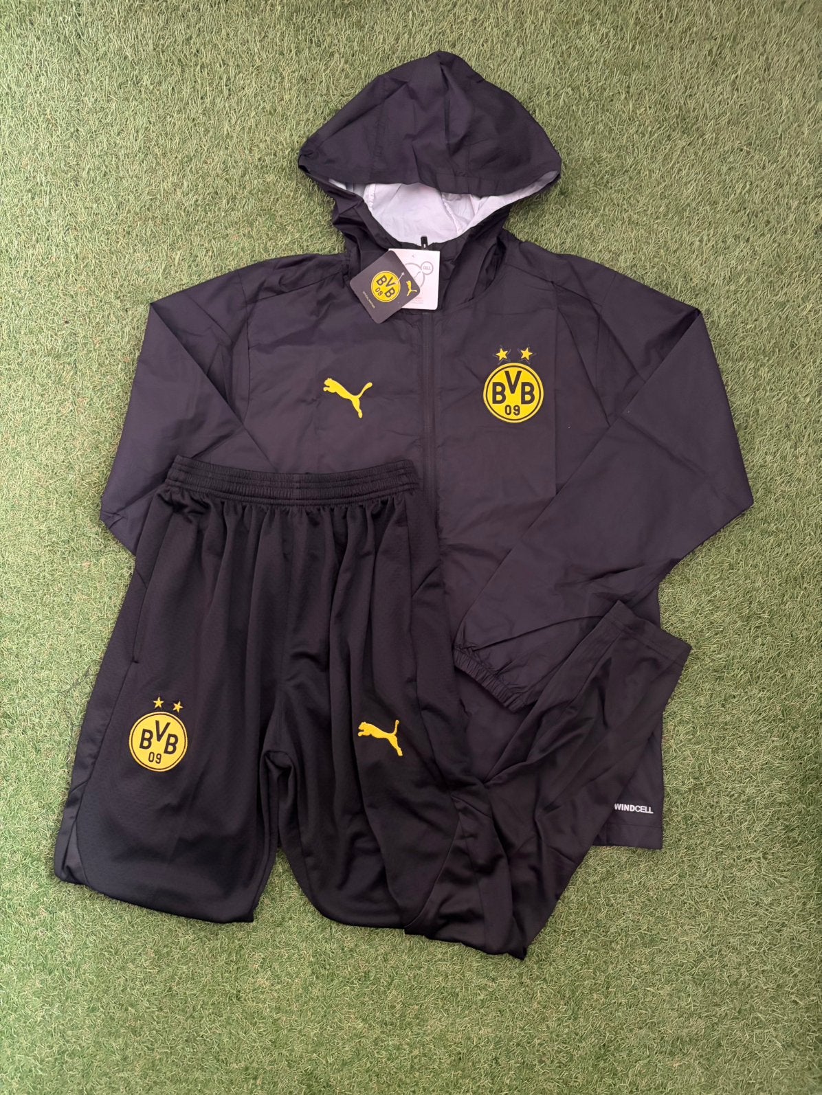 BVB Dortmund trainingspak maat M, Maat M, Ophalen of Verzenden, Nieuw, Trainingspak