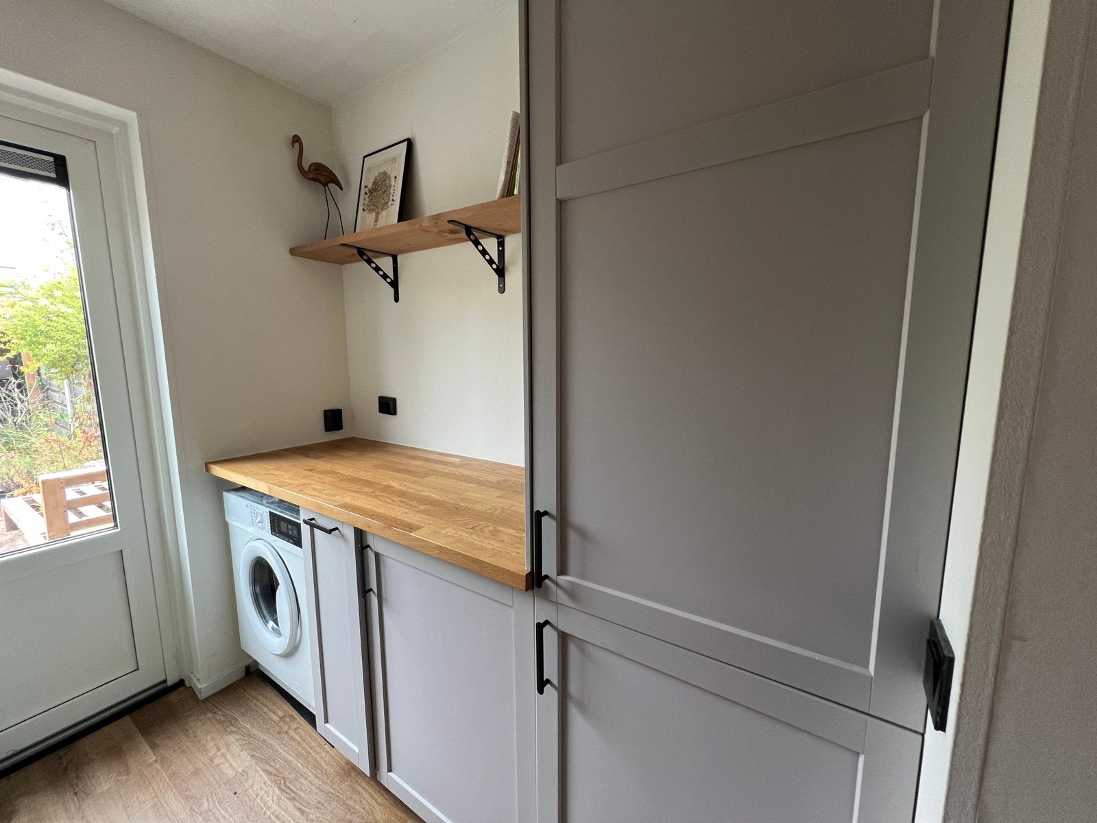 IKEA bijkeuken/keuken met kasten en inbouwvriezer, Ophalen, Zo goed als nieuw, Wit
