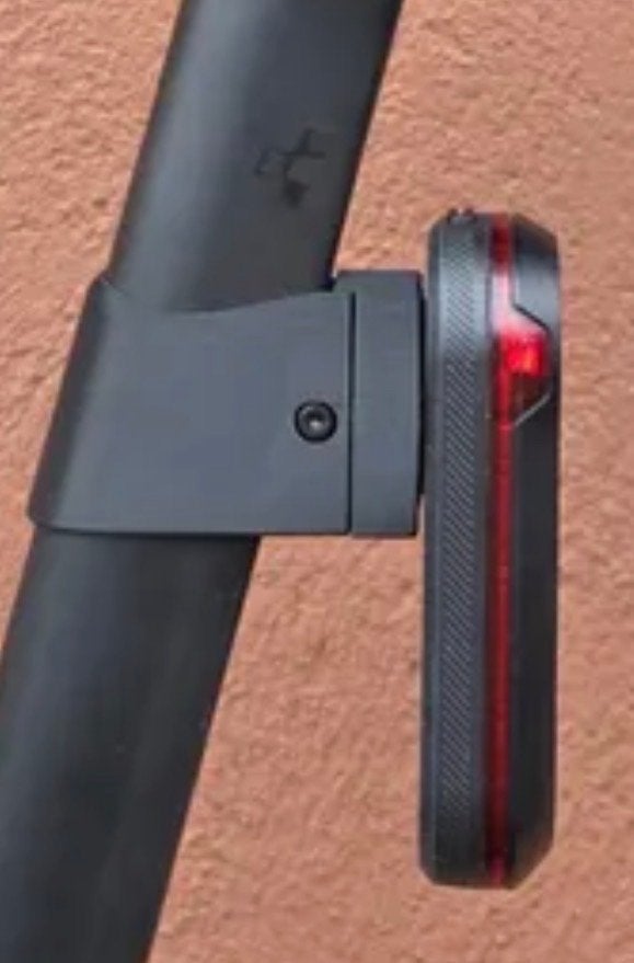 Garmin Varia RTL515 Radar Achterlicht houder, Achterlicht, Ophalen of Verzenden, Accu, Oplaadbaar