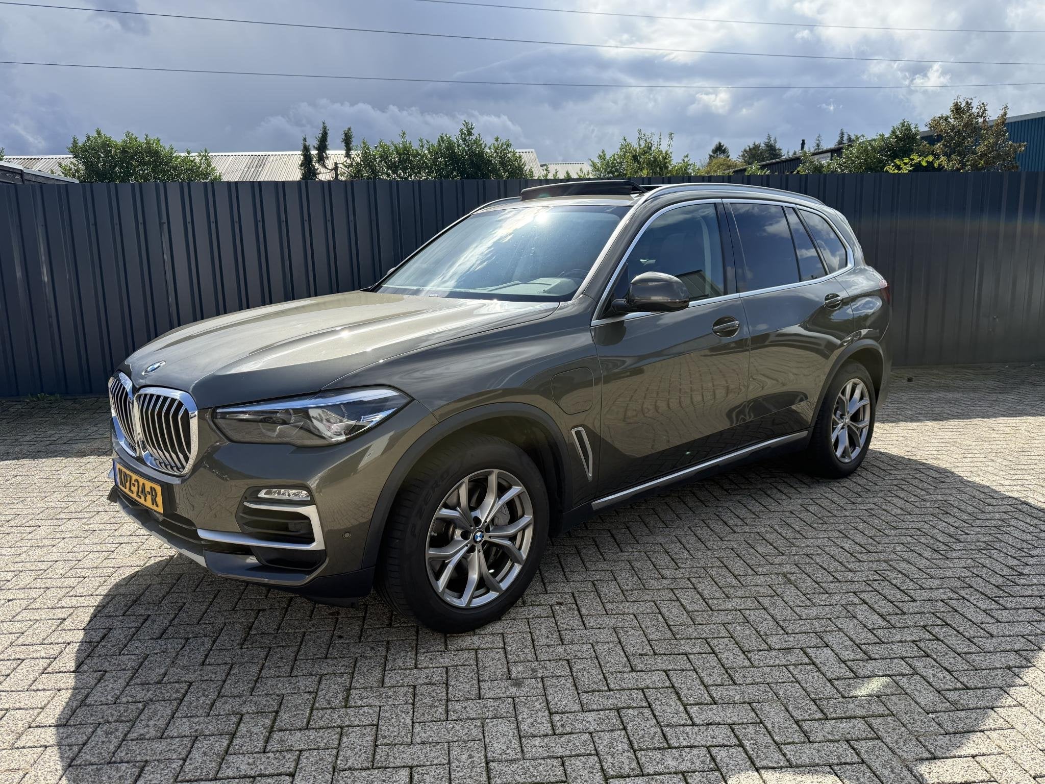 BMW X5 xDrive45e High Executive, Auto's, Dealer onderhouden, Gebruikt, 394 pk, Vierwielaandrijving