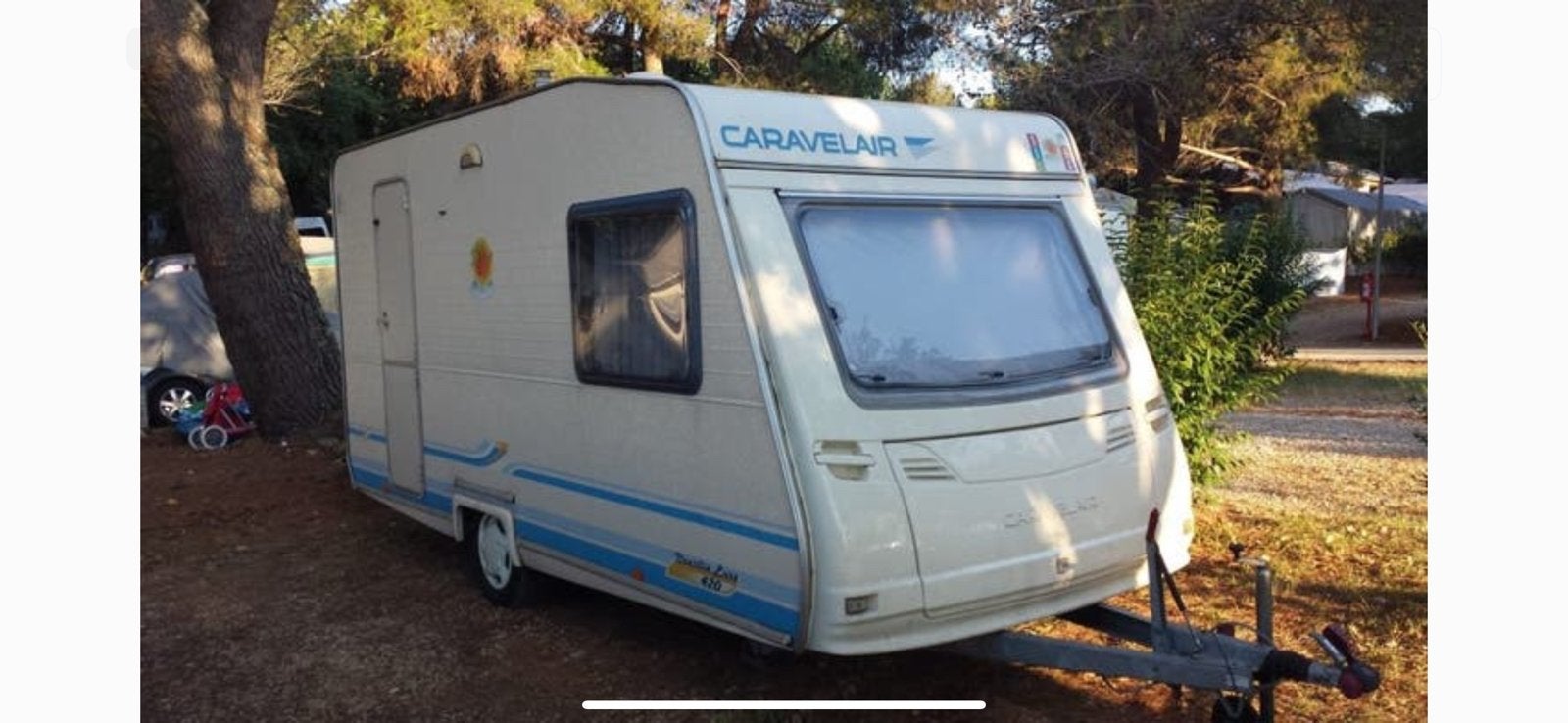 Caravelair 420 bj.2000 compleet met inboedel in kroatie, Caravans en Kamperen, Hobby, Kleine zit, Particulier, 4 tot 5 meter