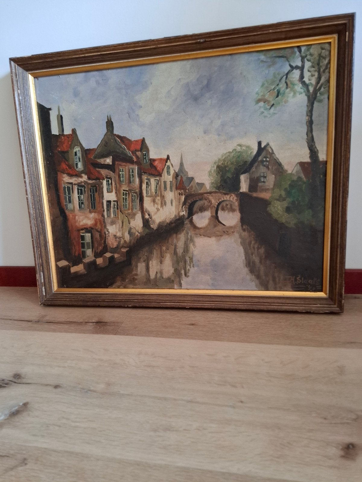 J.H. Slaats (1943) - Stadsgezicht aan het water, ingelijst, Antiek en Kunst, Doek, Realistisch, Gedateerd, Ophalen of Verzenden
