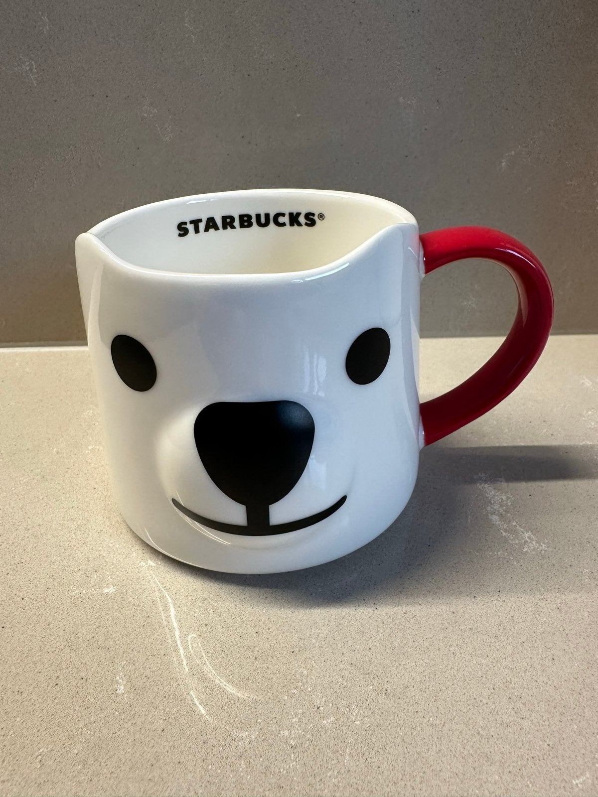 Starbucks ijsbeer mok - Zo goed als nieuw, Overige typen, Ophalen of Verzenden, Zo goed als nieuw, Steen/keramiek