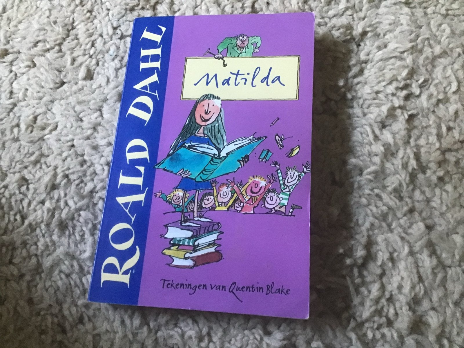 Roald Dahl - Matilda (met tekeningen van Quentin Blake), Ophalen of Verzenden, Gelezen, Fictie algemeen